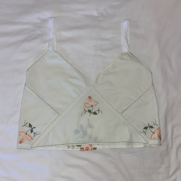 HANDMADE Patchwork Embroidered Off White Cropped Tank Top - Picture 1 of 2